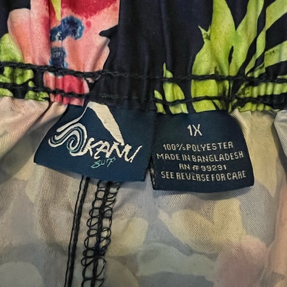 Kanu Floral Print Women’s Board Shorts - Picture 5 of 5